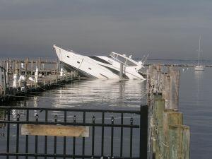 Marine Surveys by Stateline Marine Surveyors, James T. Seith, SAMS® AMS® , Winthrop Harbor, Illinois, USA